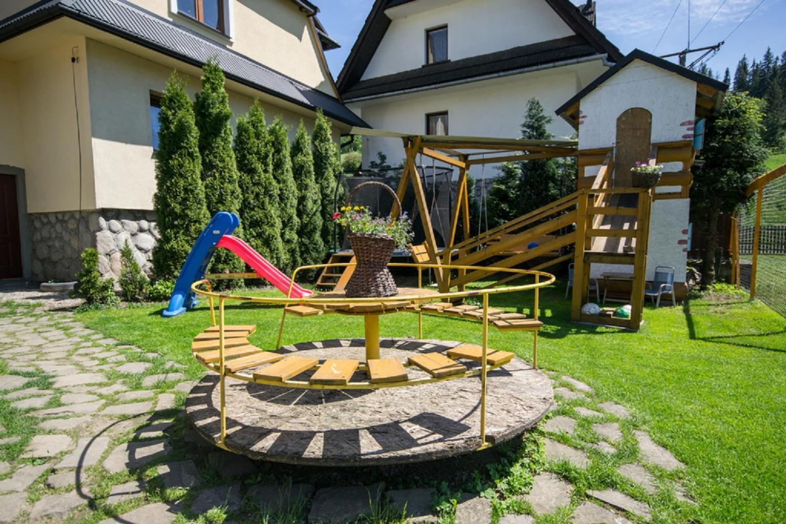 Ciukrowa Chatka Sauna & Jacuzzi Poronin