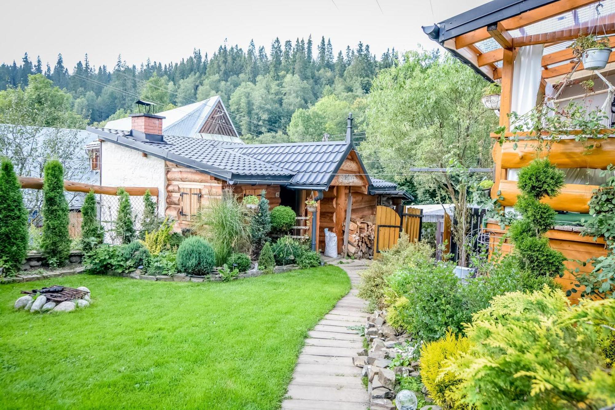 Ciukrowa Chatka Sauna & Jacuzzi * Poronin